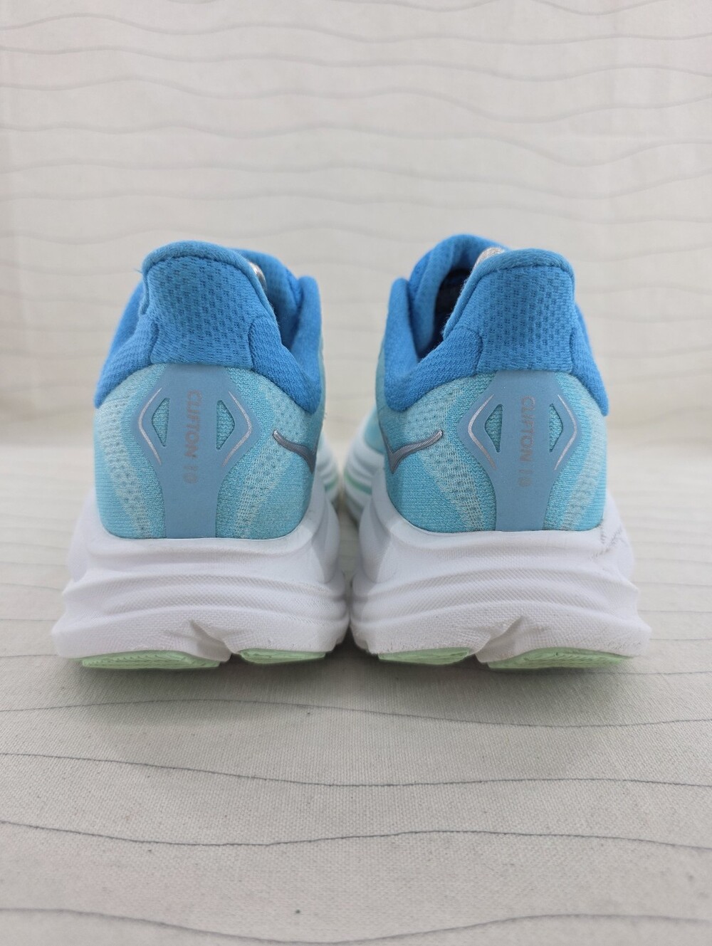 Hoka One One Womens Clifton 10 Blue White Running Walking Shoes Sneakers Sz 8.5B - Picture 6 of 16